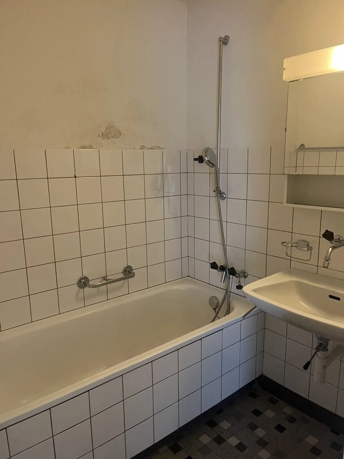 Stiamo cercando proprio te - Foto 6 di 8