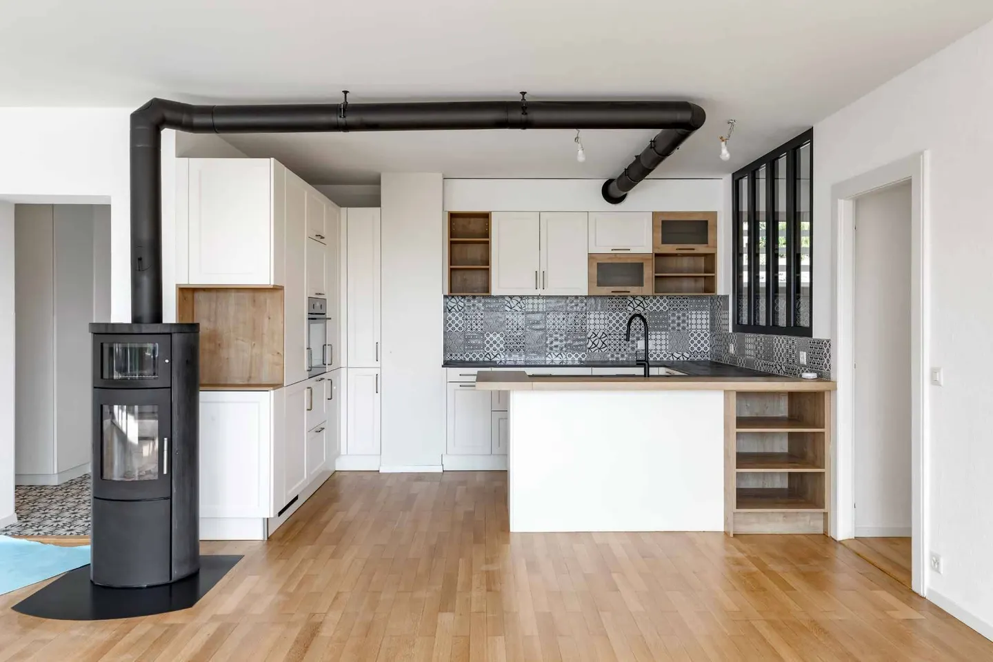 Geräumige Wohnung mit Garten - Foto 3 von 7