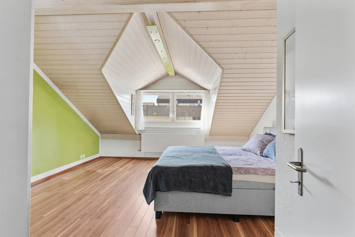 L'opportunità dell'anno! Casa angolare in fila - drasticamente ridotta! - Foto 21 di 30