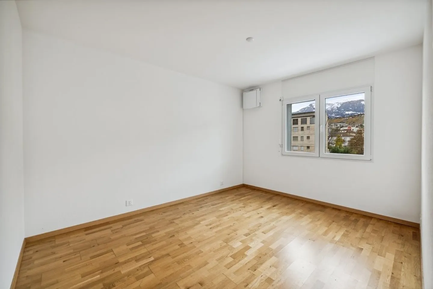 Stai cercando un pied-à-terre vicino al centro con posto auto? - Foto 4 di 6