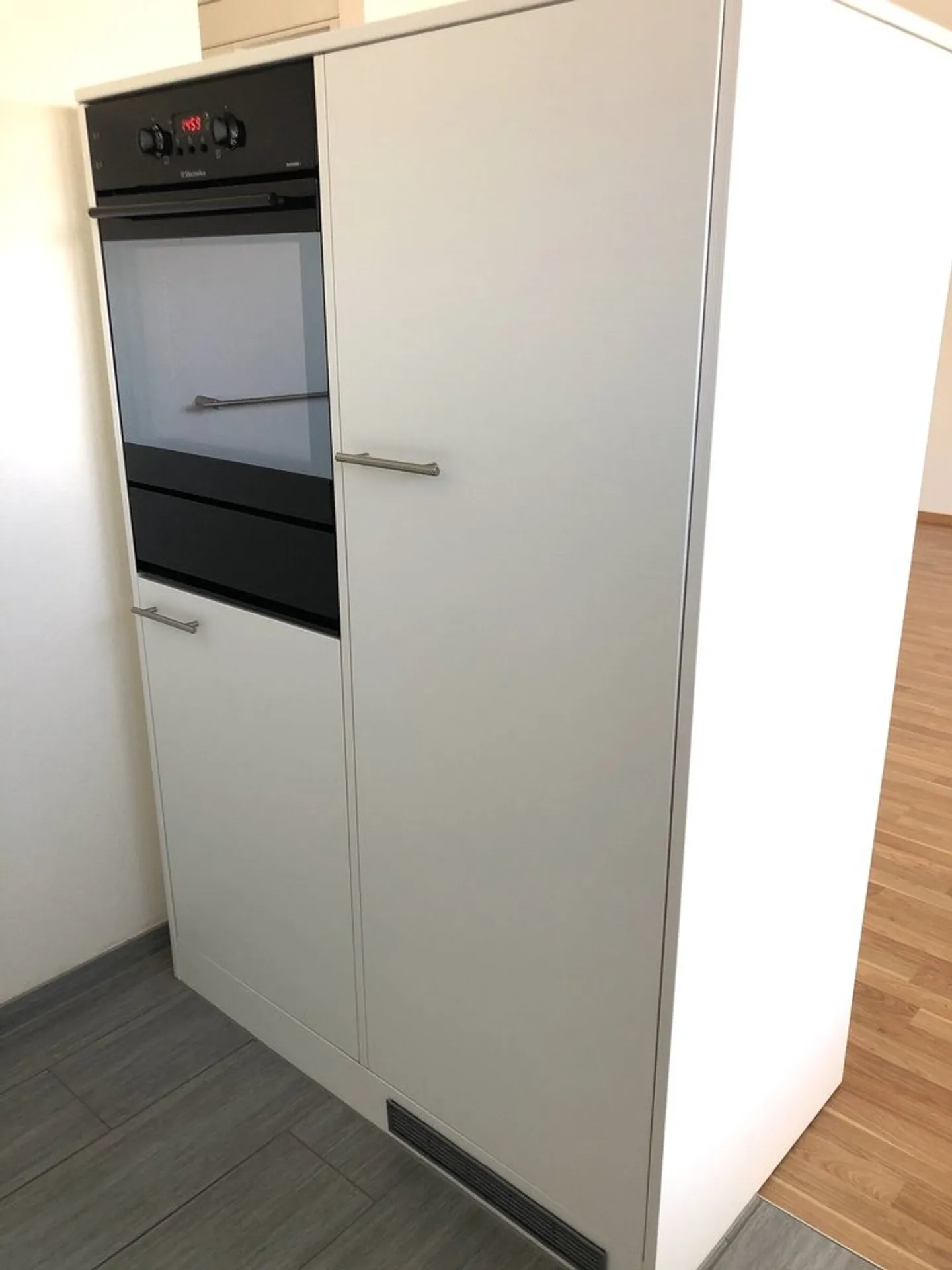 Charmantes Studio mit sonnigem Balkon - Foto 2 von 5