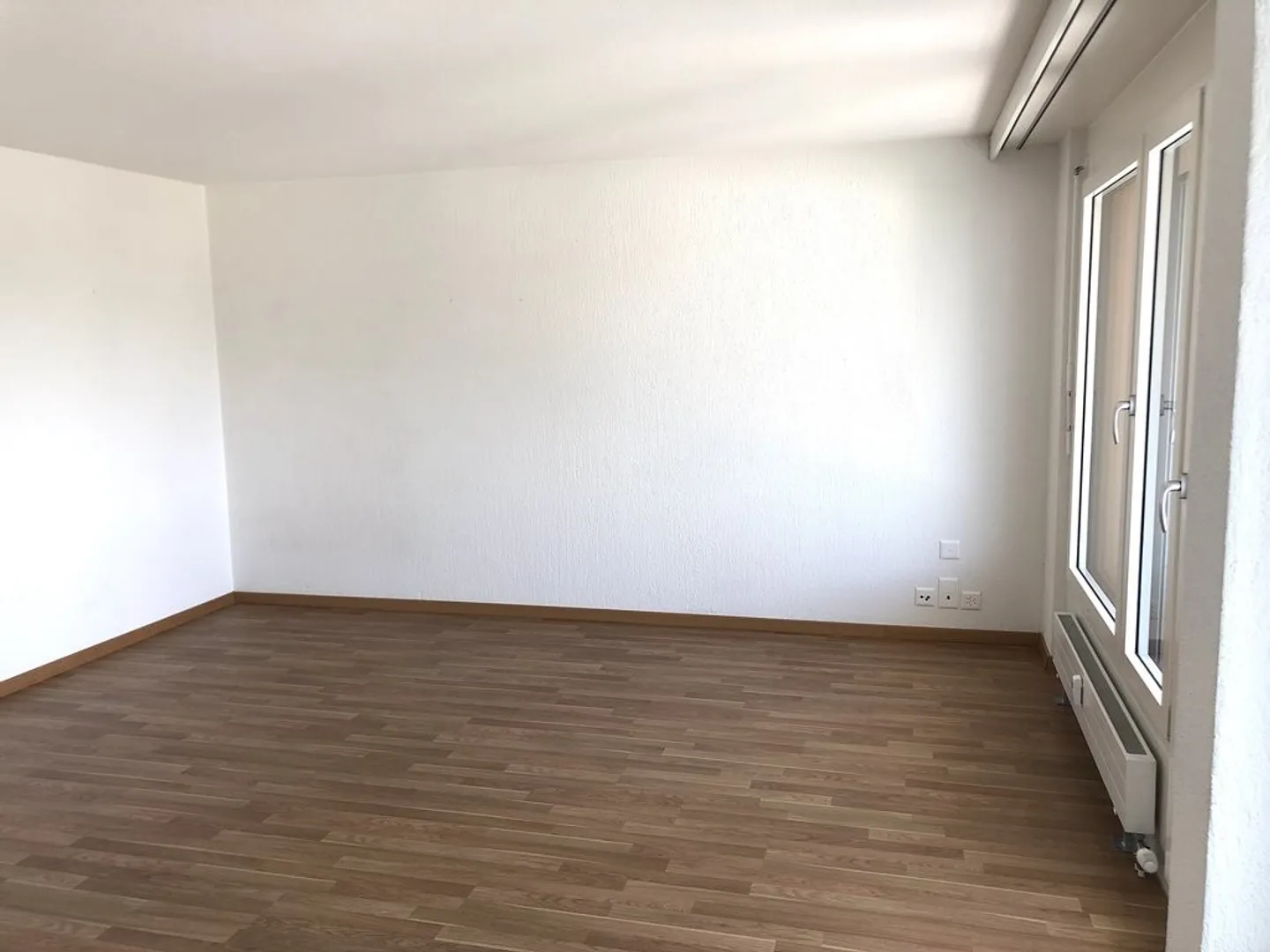 Charmantes Studio mit sonnigem Balkon - Foto 3 von 5