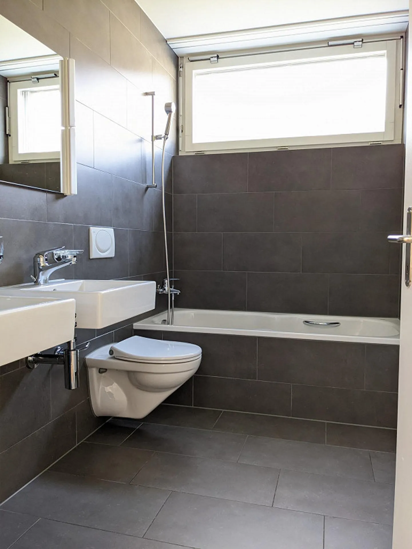 4.5 Room Apartment, Kirchheim 2 - Photo 3 of 8