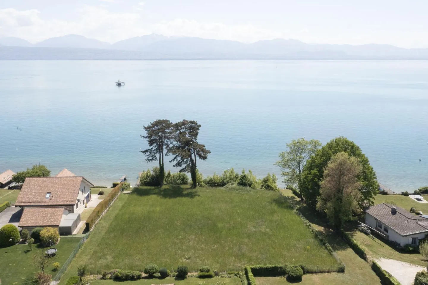 Very rare for sale: two extraordinary waterfront properties in St-Prex (VD) - Photo 1 of 2