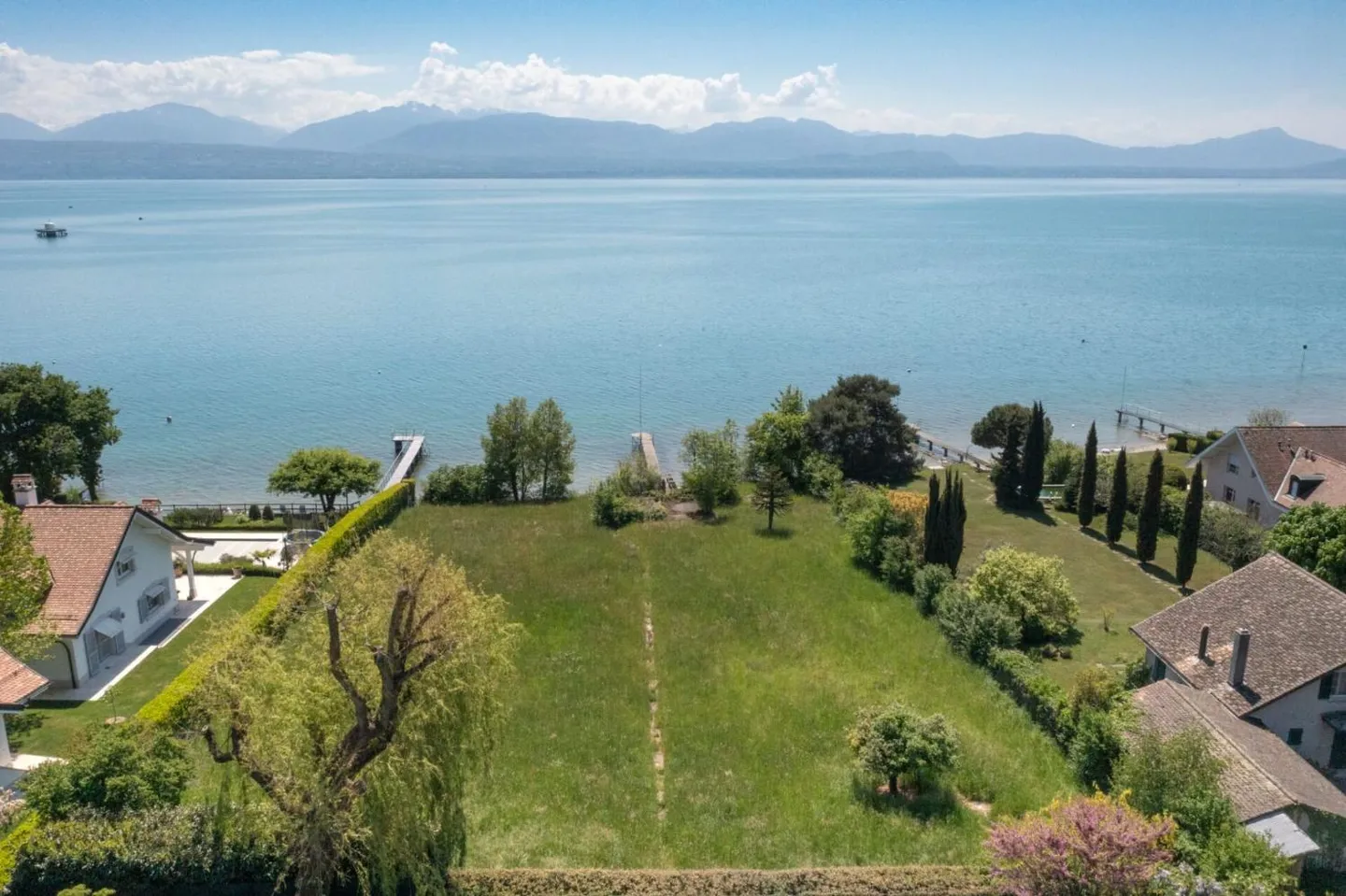 Very rare for sale: two extraordinary waterfront properties in St-Prex (VD) - Photo 2 of 2