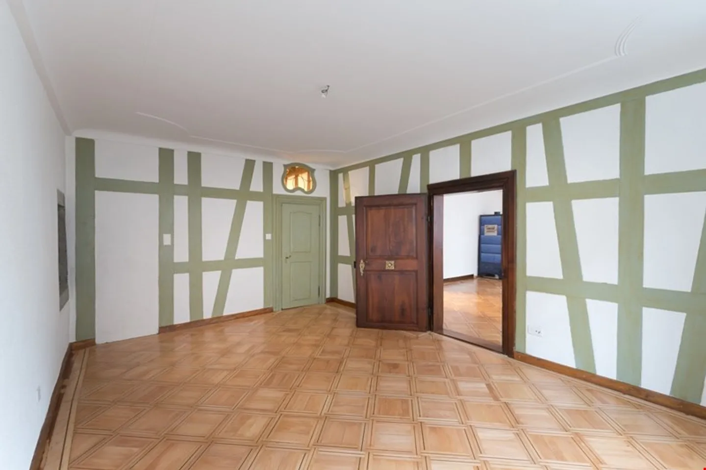 Liebhaberobjekt: charmante 4.5-Zimmerwohnung zu vermieten - Foto 2 von 14