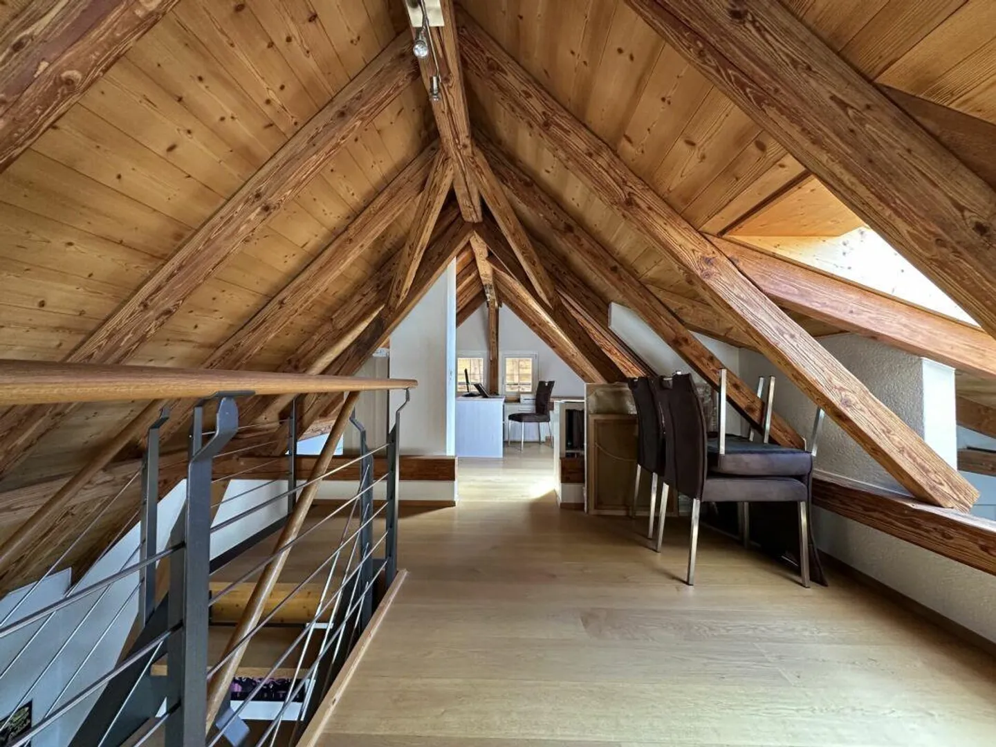 Lovingly renovated residential house with workshop and plenty of space for your ... - Photo 13 of 13
