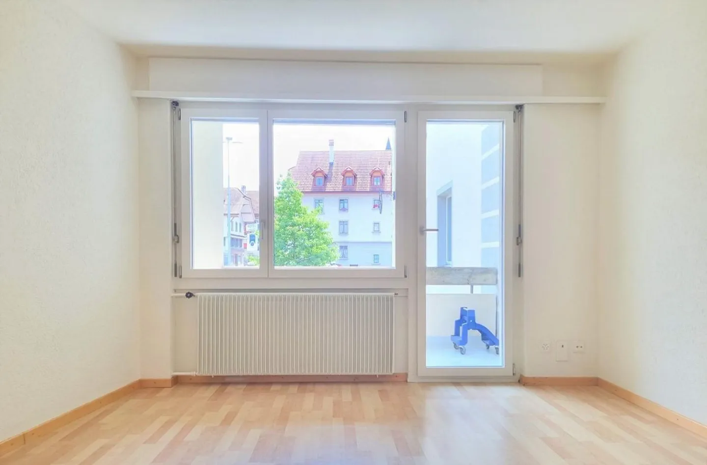 New kitchen, good location, lots of privacy - Photo 1 of 13