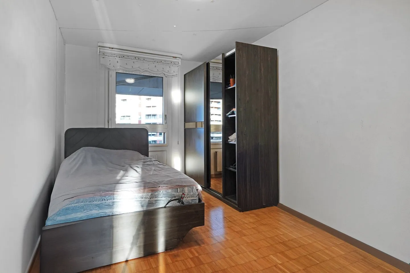 Bright, central 4.5-room condominium with a wide view - Photo 11 of 16