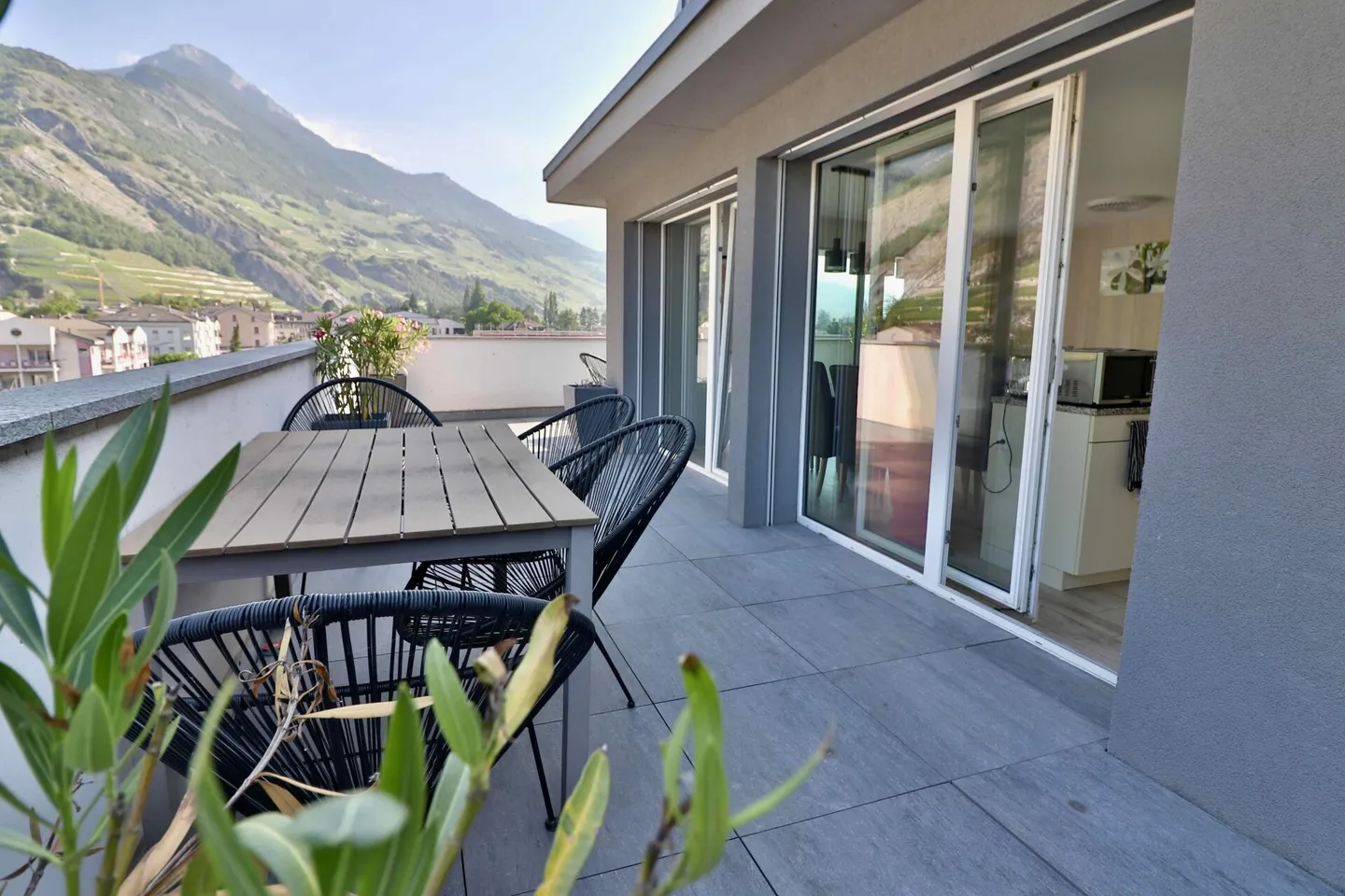 Wunderschöne 4,5-Zimmer-Penthouse im Dorfzentrum - Foto 1 von 23