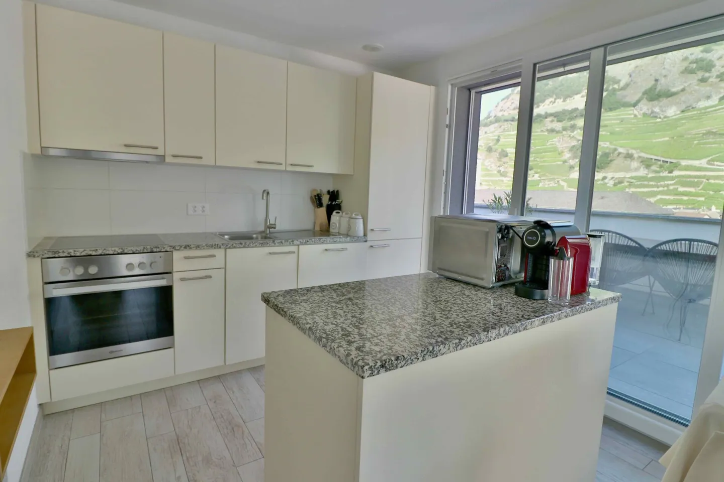 Wunderschöne 4,5-Zimmer-Penthouse im Dorfzentrum - Foto 6 von 23