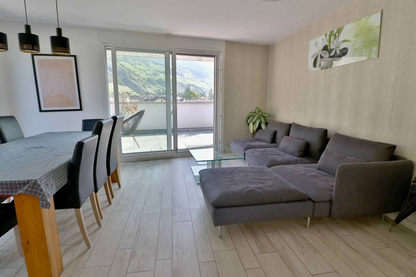 Wunderschöne 4,5-Zimmer-Penthouse im Dorfzentrum - Foto 4 von 23