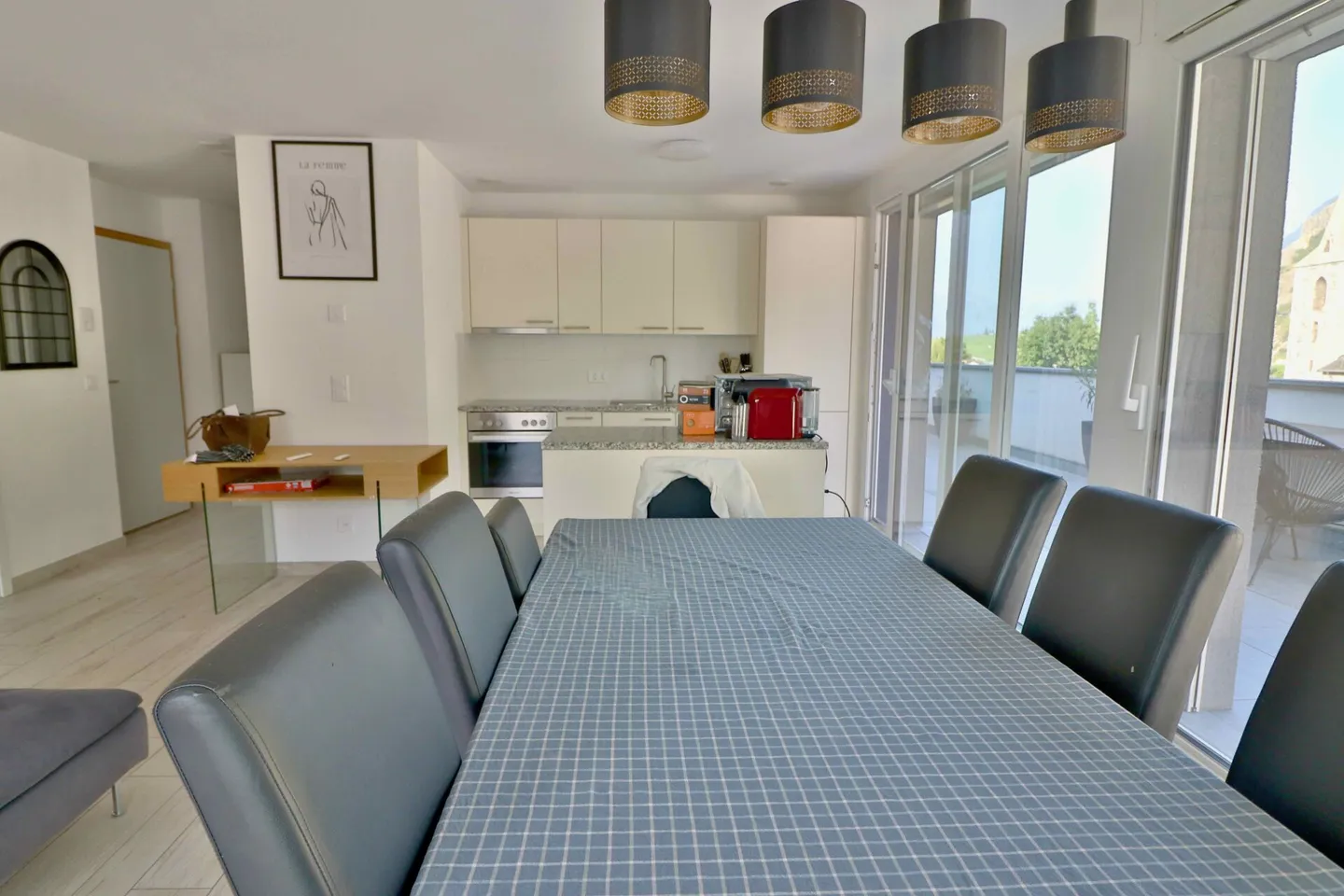 Wunderschöne 4,5-Zimmer-Penthouse im Dorfzentrum - Foto 5 von 23