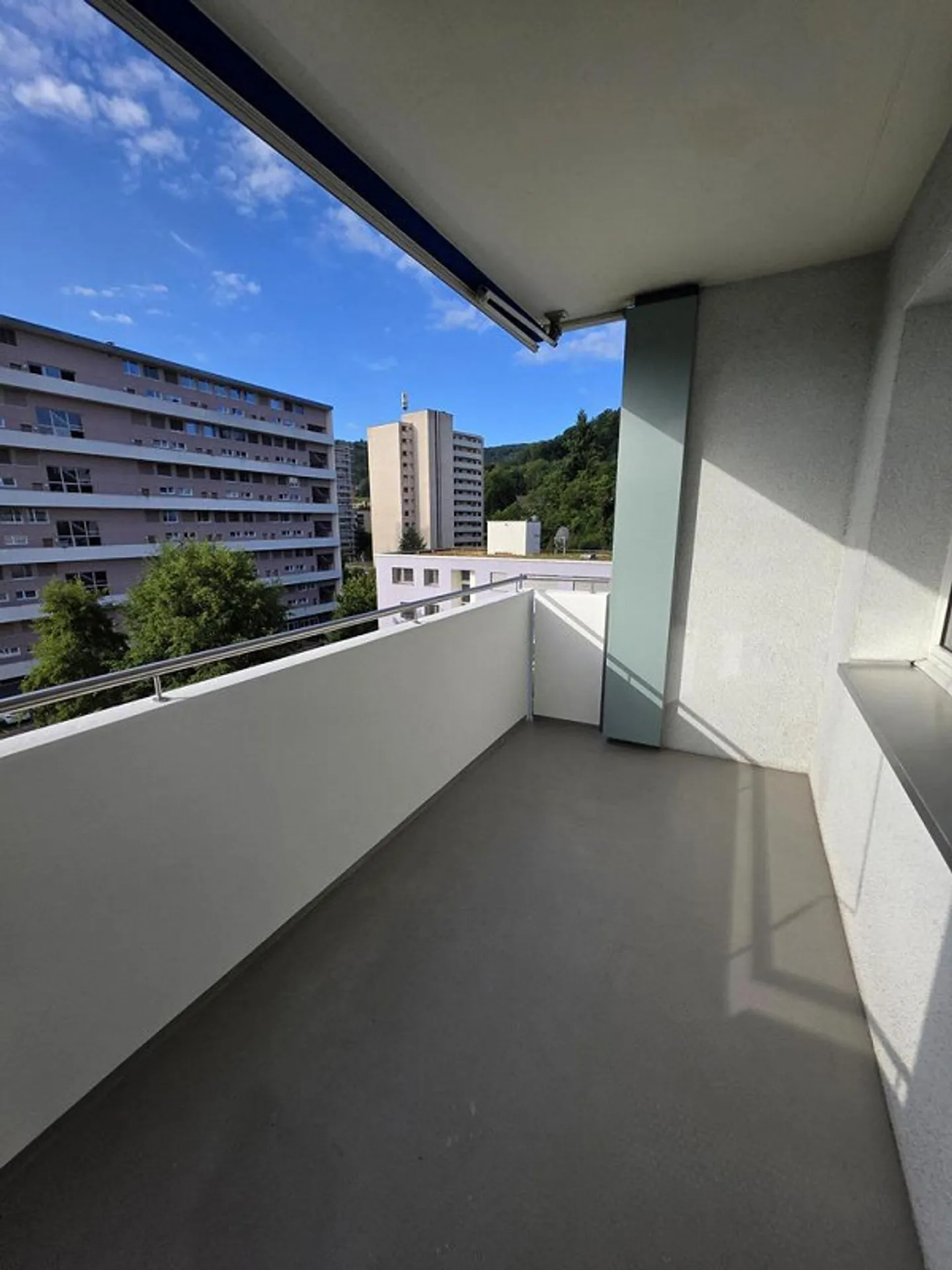 Appartamento ristrutturato di 3,5 locali in affitto a Spreitenbach! - Foto 8 di 8