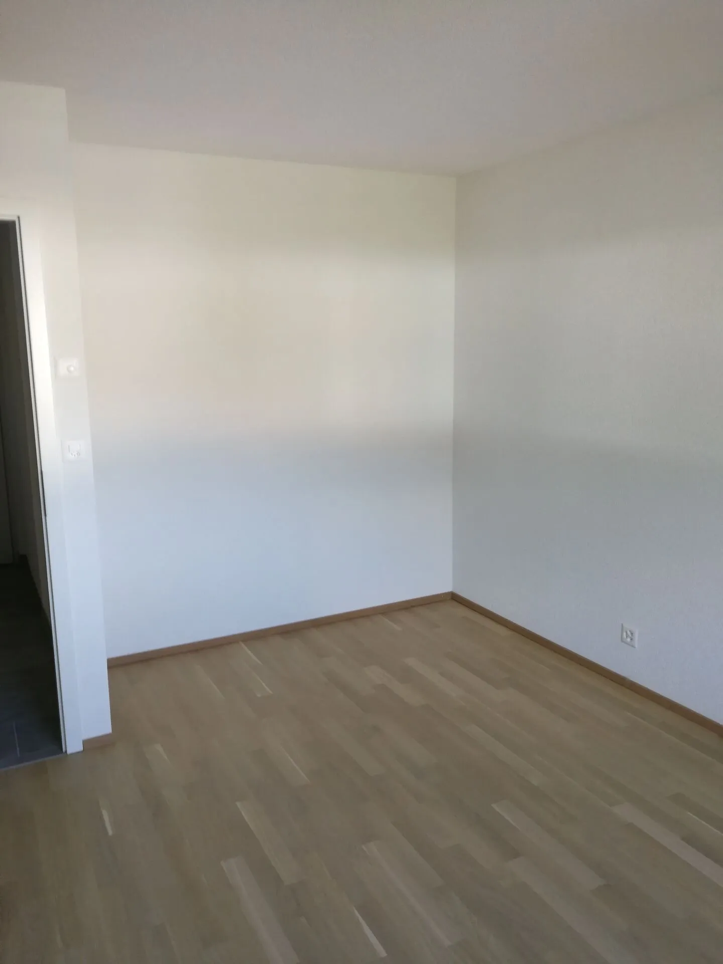 2.5-room apartment for rent in Fully - Photo 3 of 6