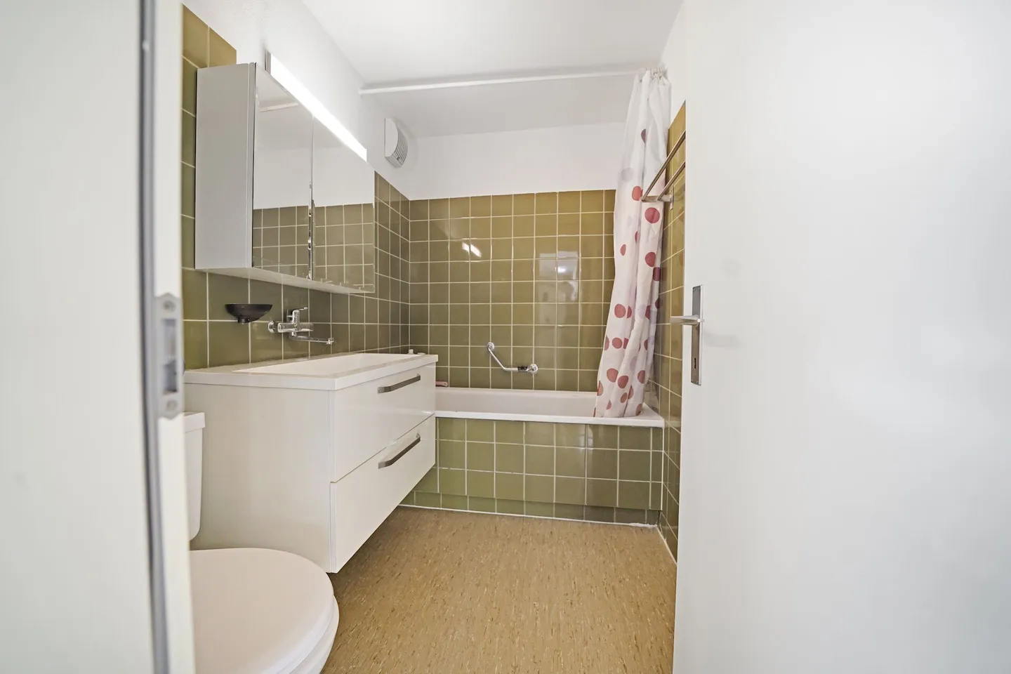 Bright, central 4.5-room condominium with a wide view - Photo 13 of 16