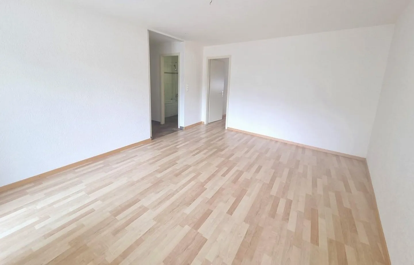 New kitchen, good location, lots of privacy - Photo 5 of 13