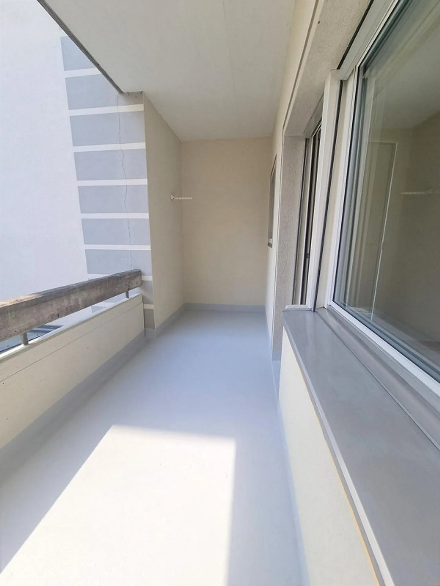 New kitchen, good location, lots of privacy - Photo 8 of 13