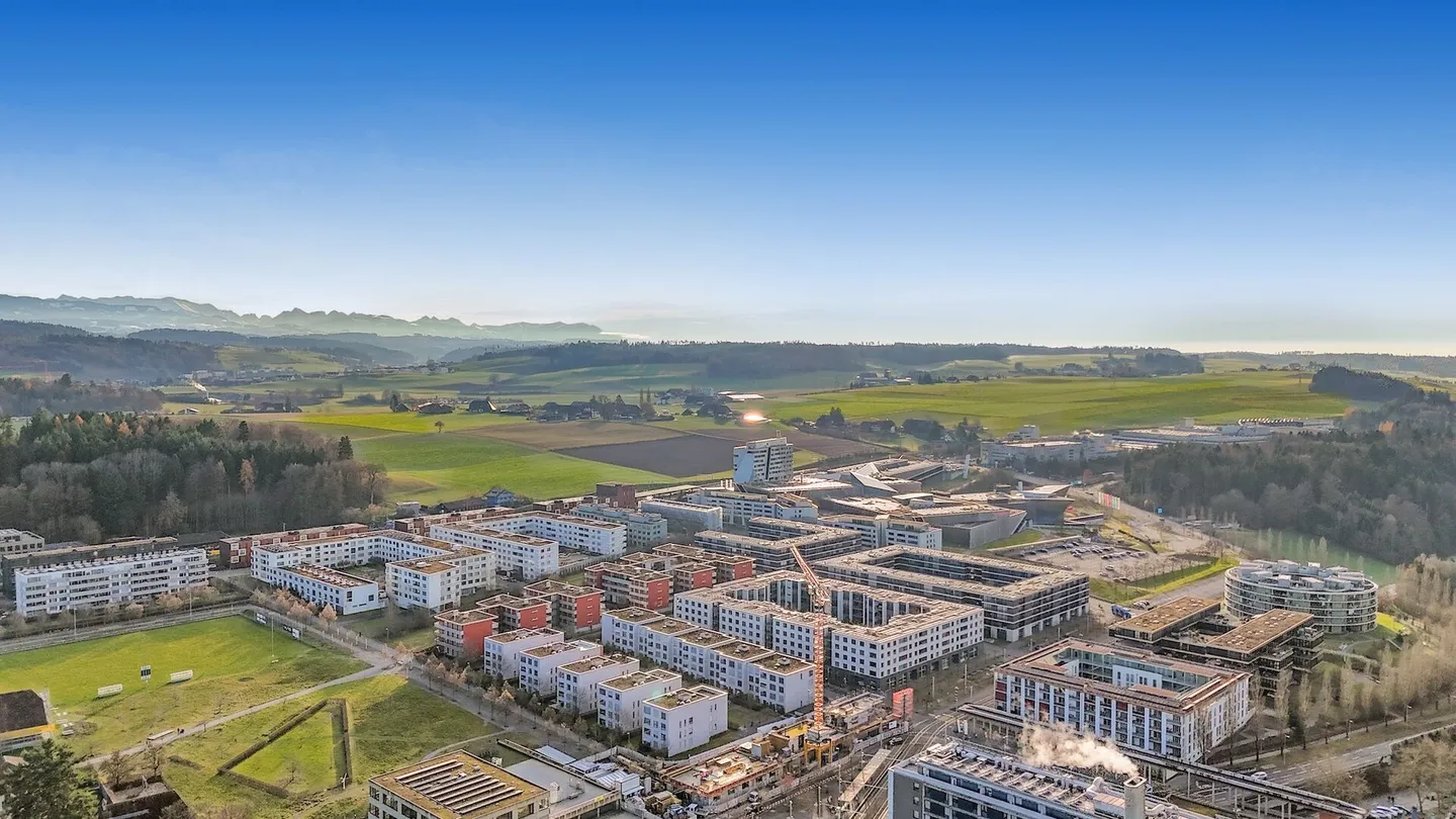 Bright, central 4.5-room condominium with a wide view - Photo 16 of 16