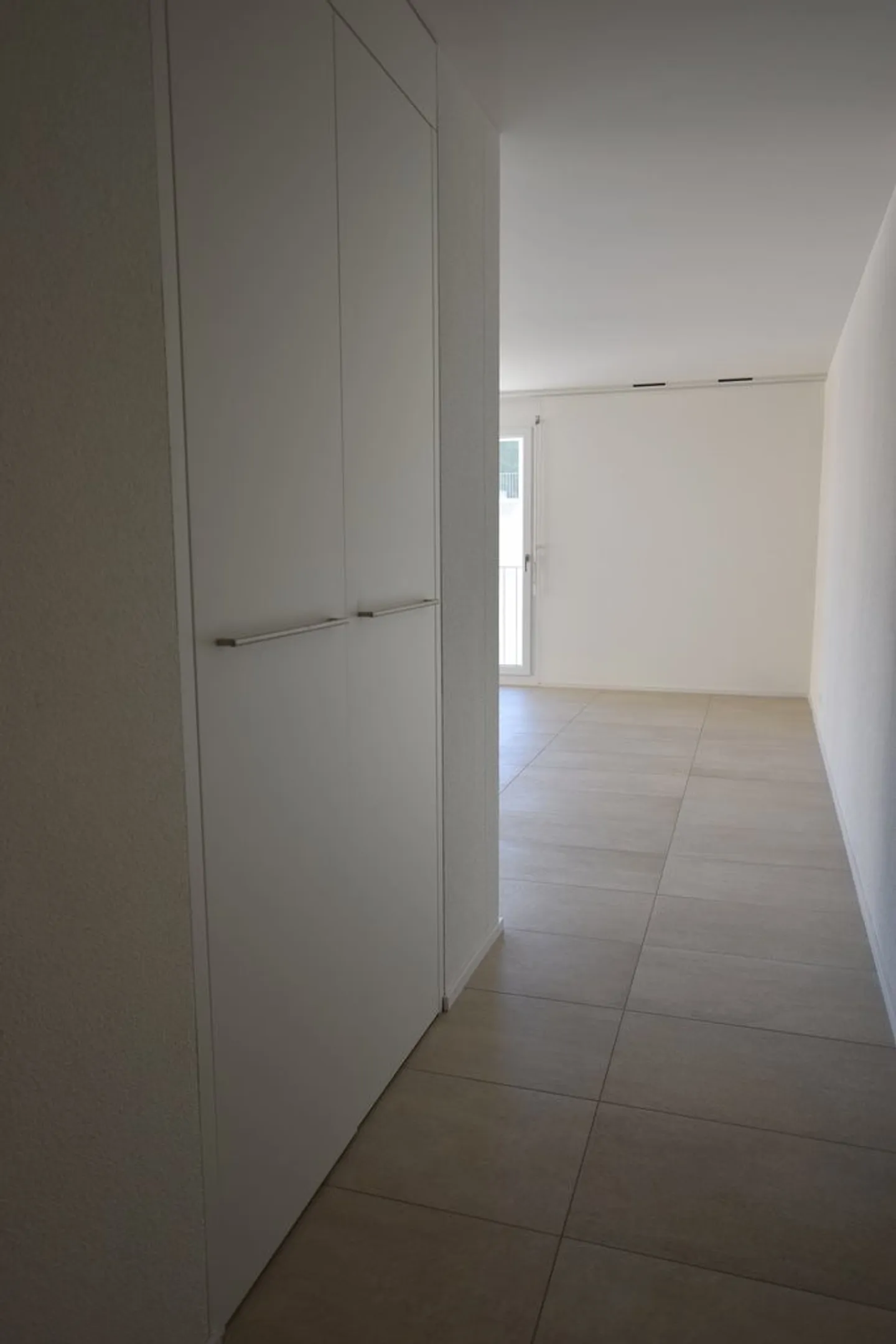 Moderno appartamento di 2,5 stanze con loggia - Foto 5 di 10