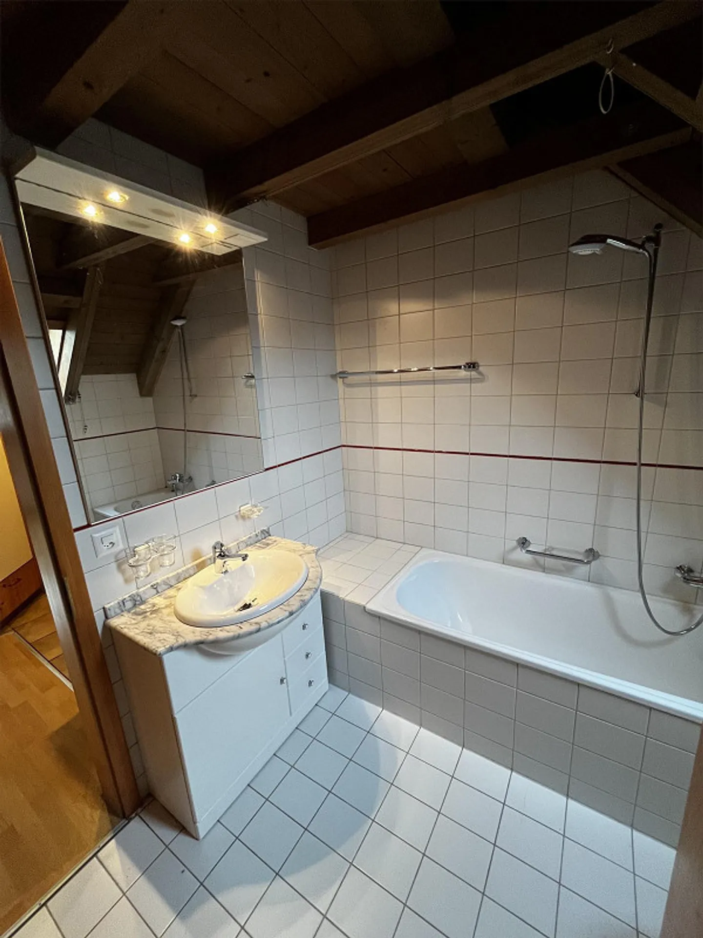 2.5 ZW Est, Casa bifamiliare con molta privacy vicino al Reno - Foto 8 di 10