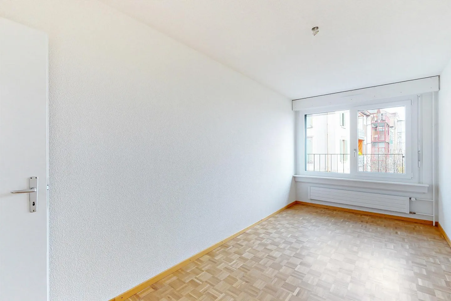 Unique and refined - Photo 7 of 11