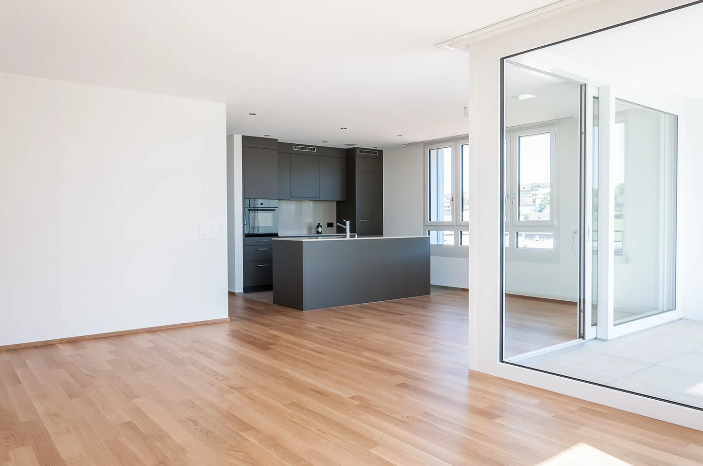 Modernes Apartment mit Loggia - Foto 6 von 7