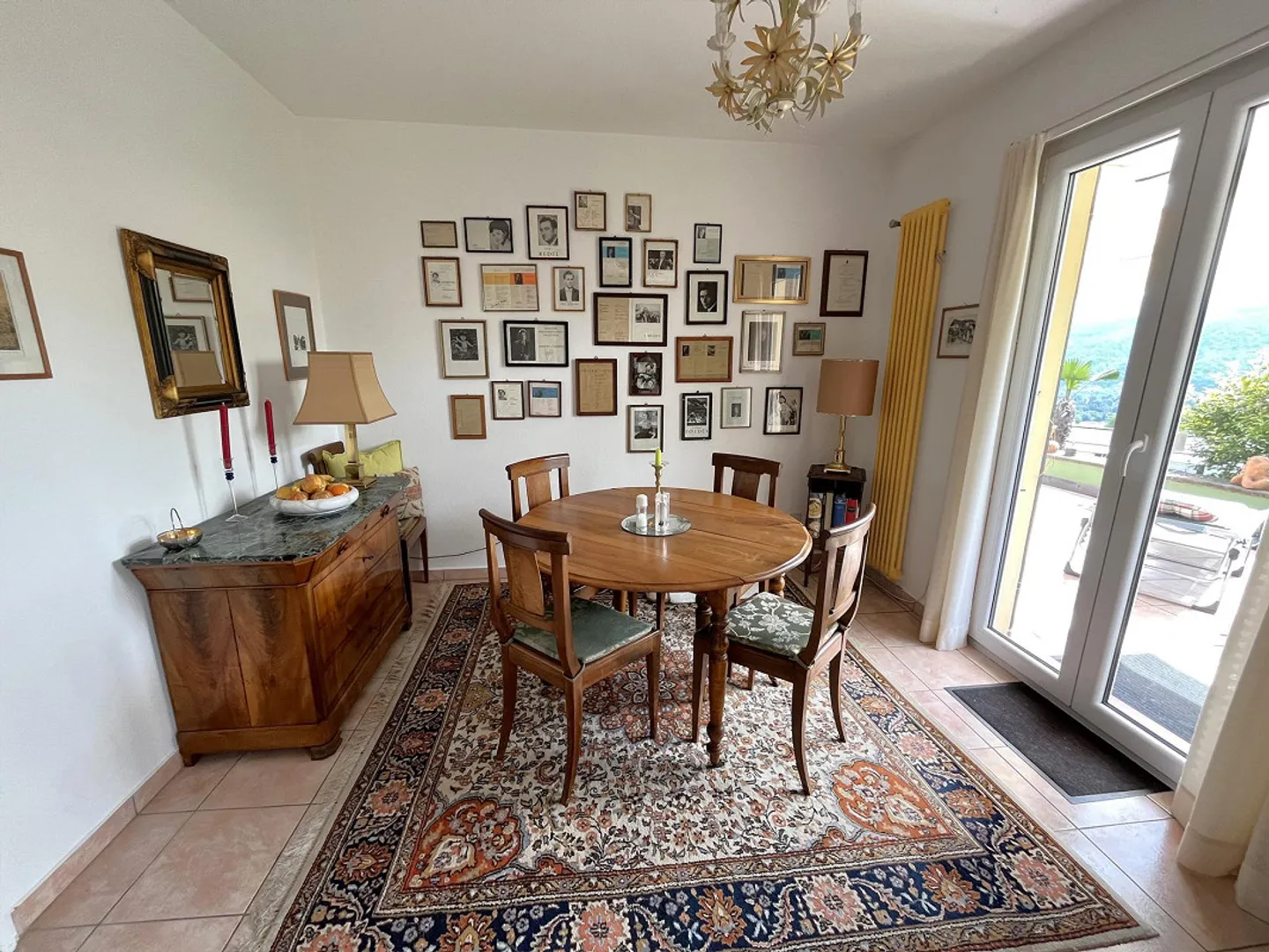 Incantevole casa familiare con vista lago - Foto 9 di 14
