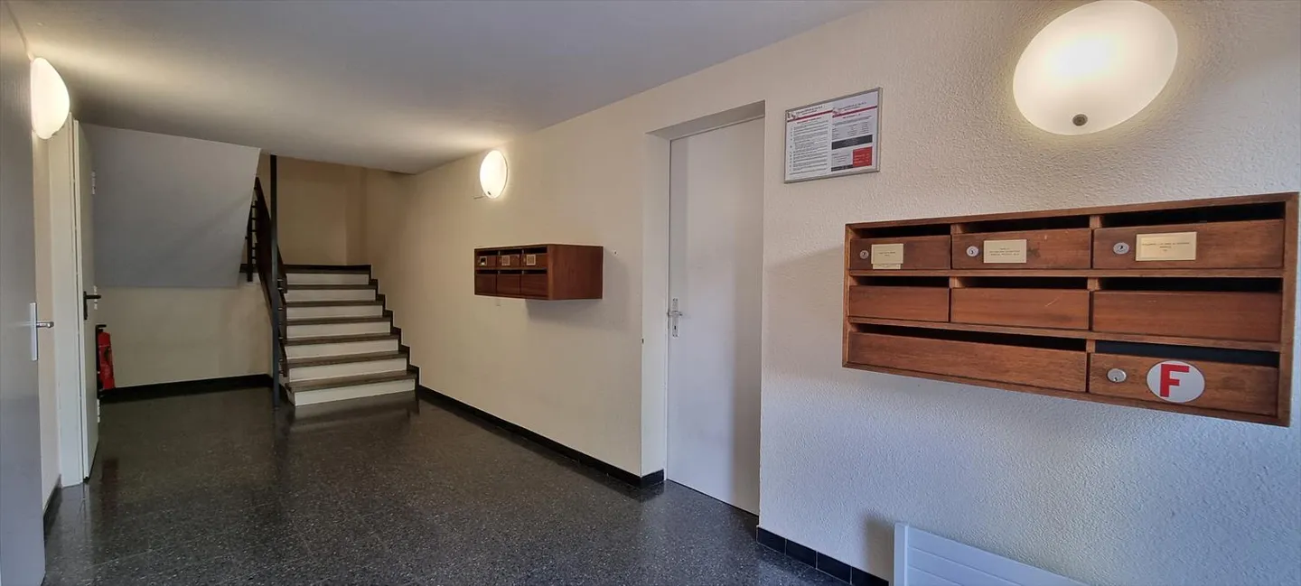 Incantevole appartamento di 5 stanze a Collonge-Bellerive - Foto 5 di 8