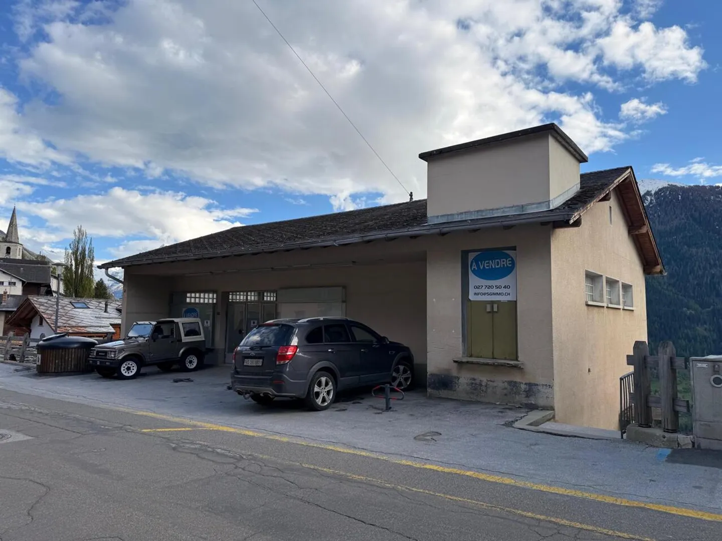 Local commercial polyvalent au cœur du val d’Hérens - Photo 1 sur 11