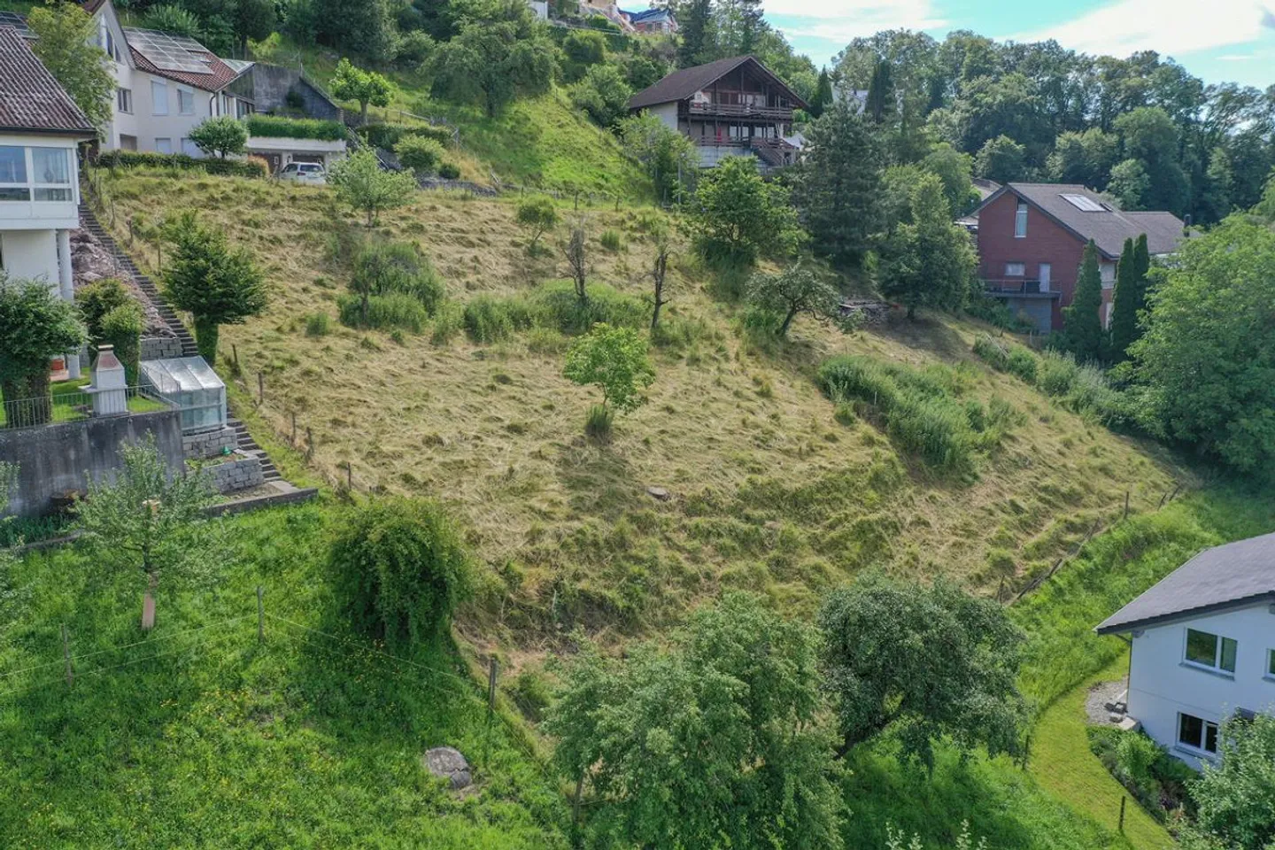 For Fr. 740.-/m2 building land without architectural obligation - Photo 12 of 16
