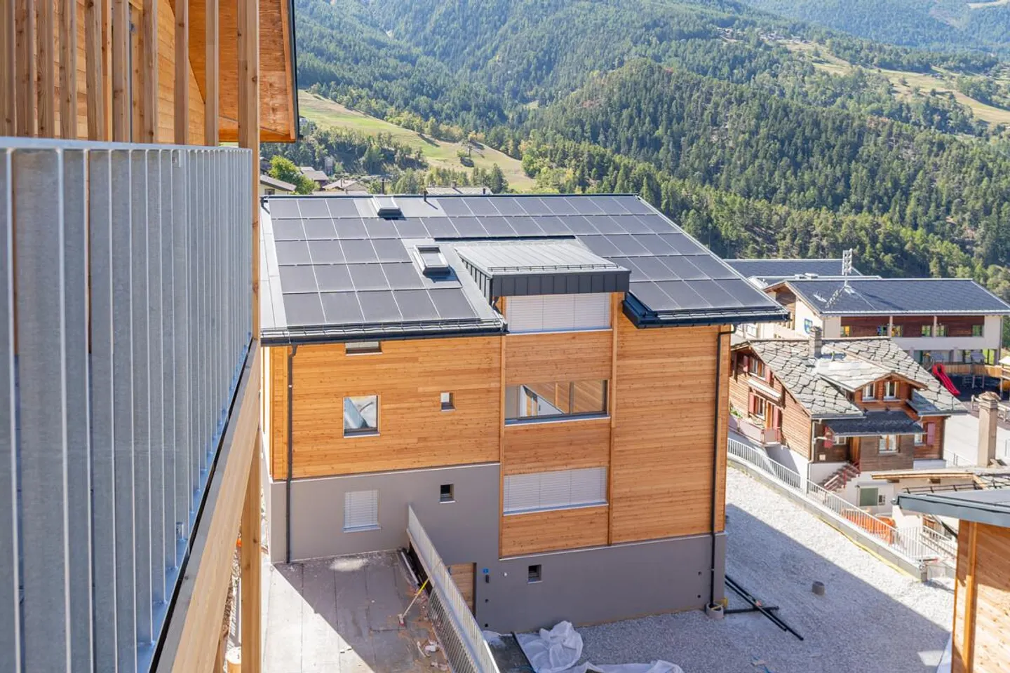 Sonnige Dachwohnung mit atemberaubendem Blick - Foto 29 von 33