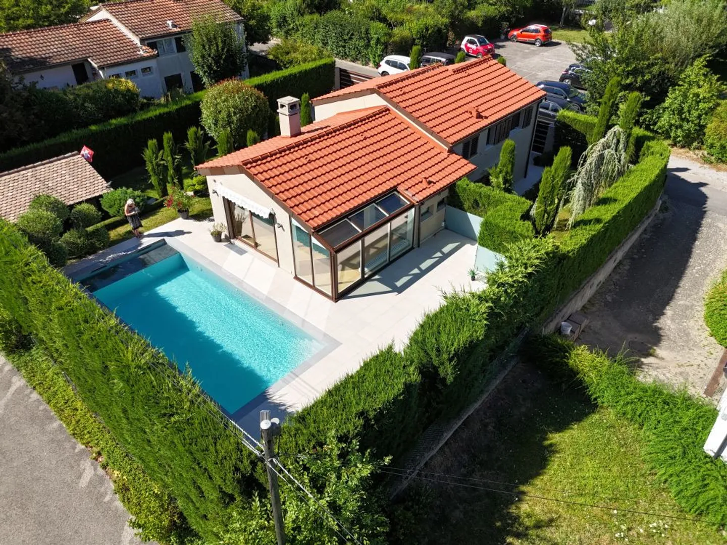 Beautiful fully renovated individual villa with pool - Photo 1 of 6