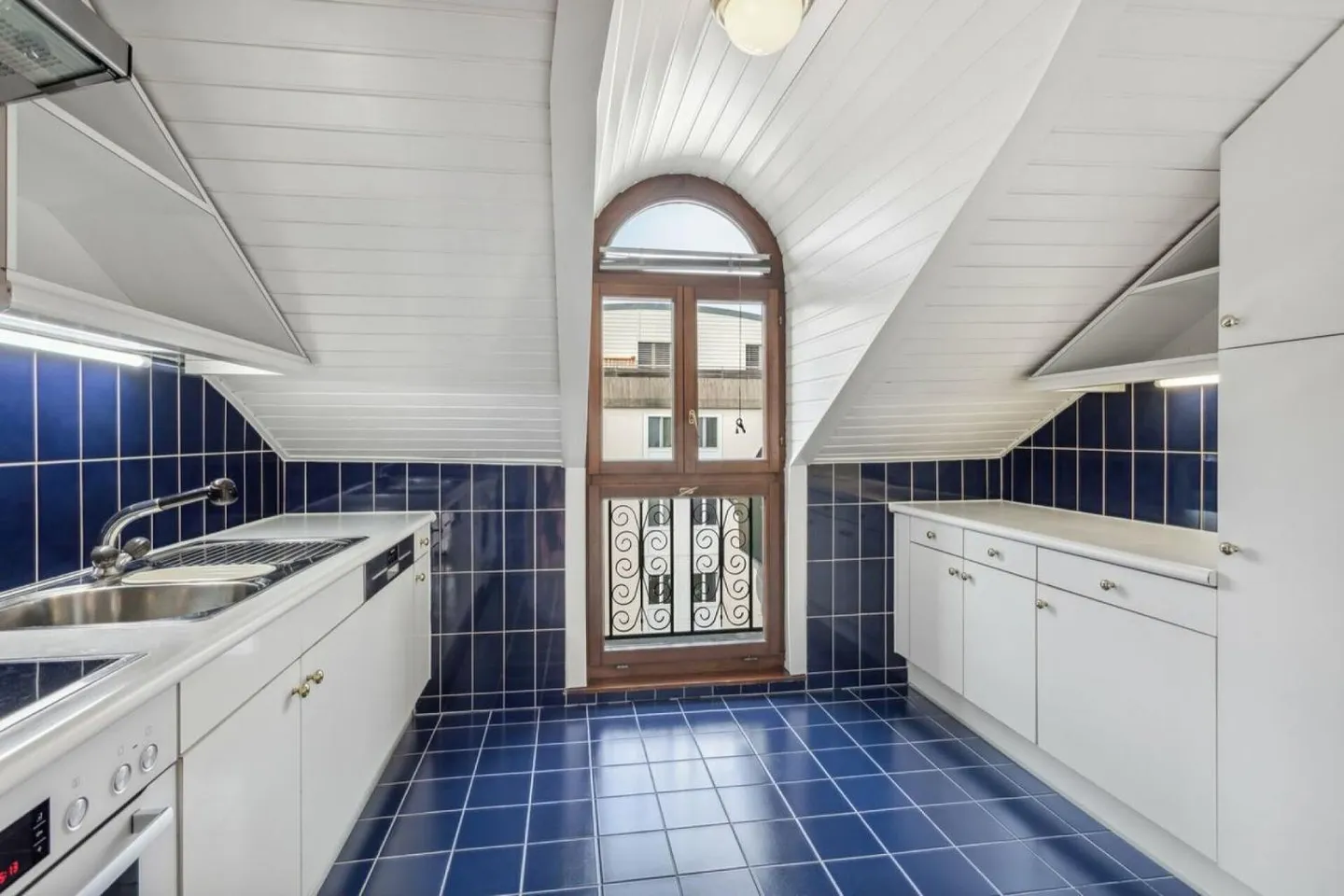 Geräumige Wohnung nahe Stadtzentrum - Foto 3 von 10