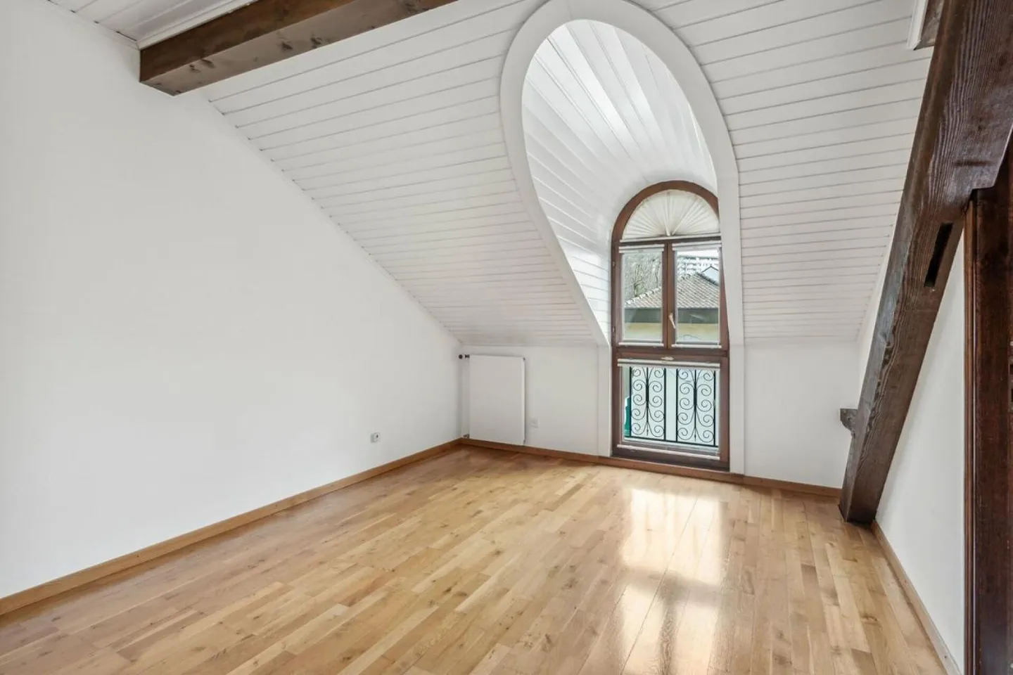 Geräumige Wohnung nahe Stadtzentrum - Foto 9 von 10