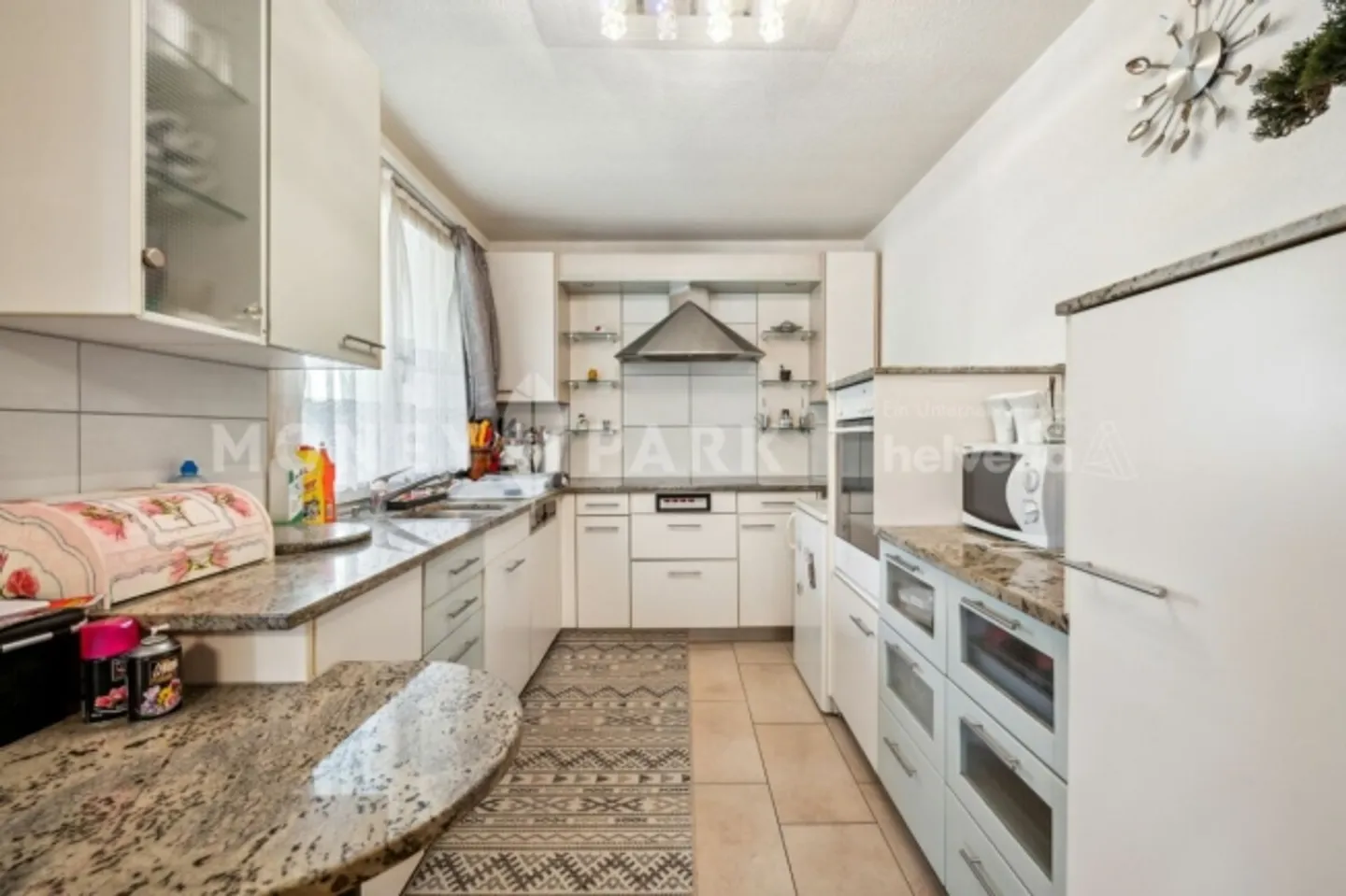 «Mehrfamilienhaus und Tankstelle an attraktiver Lage» - Foto 4 von 8