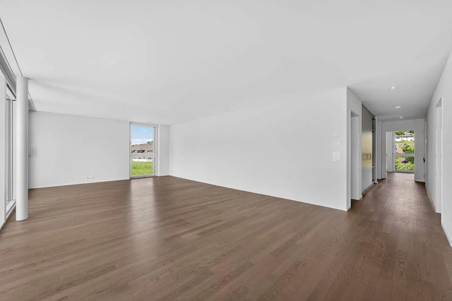 Spacious living: Modern 5.5-room apartment with 35.5 m² terrace - Photo 6 of 29