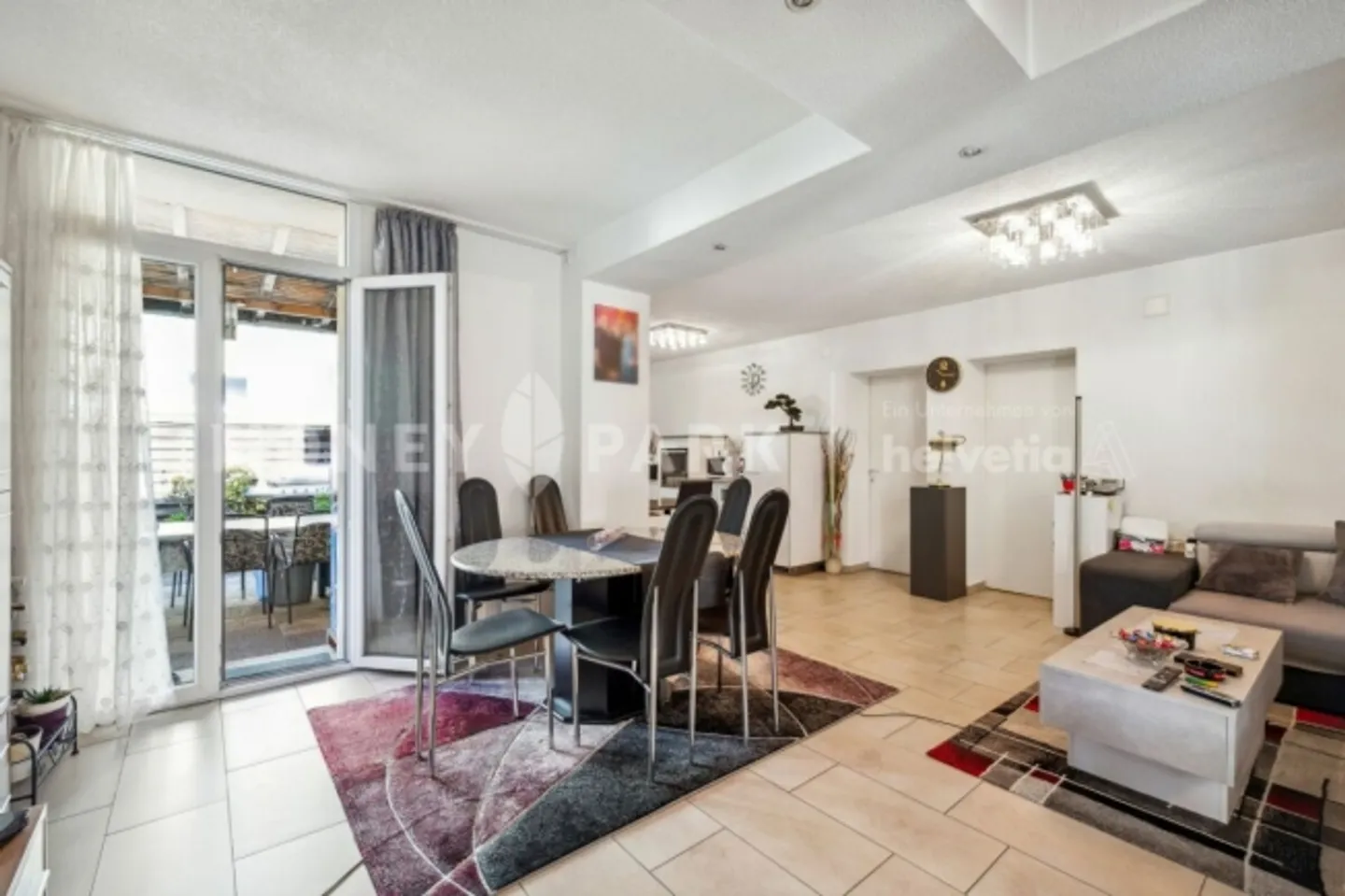 «Mehrfamilienhaus und Tankstelle an attraktiver Lage» - Foto 3 von 8