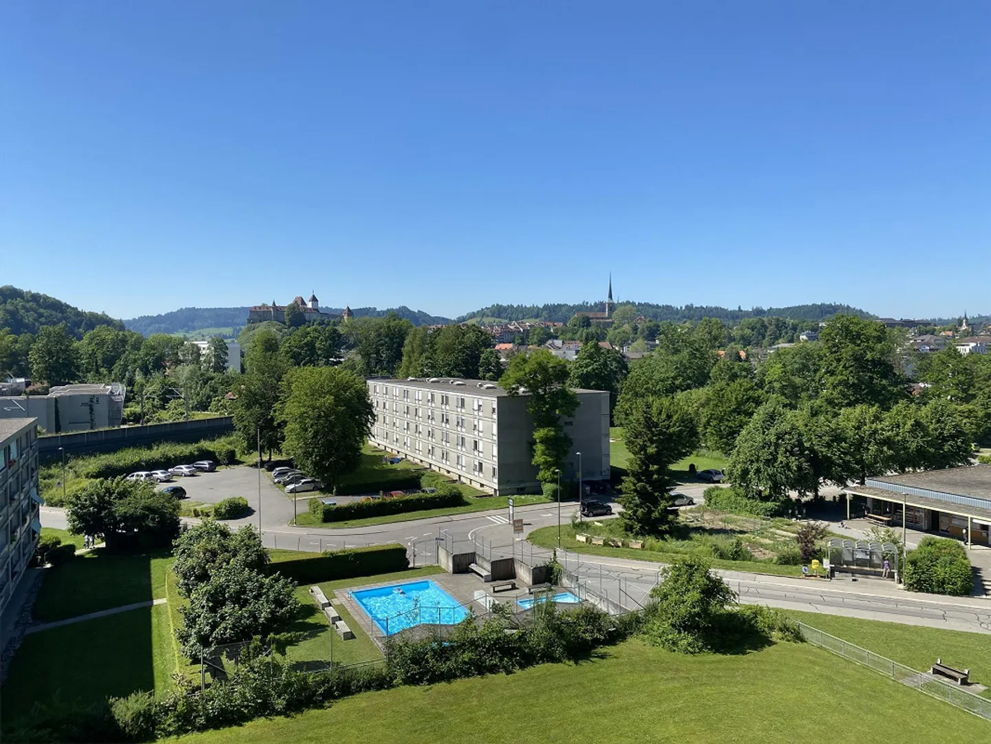 Modern 4.5 room apartment with great view - Photo 1 of 11