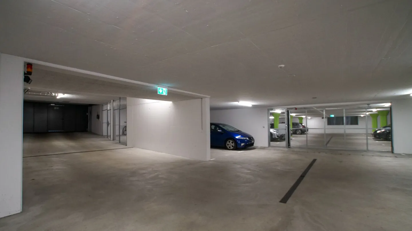 Posti auto sotterranei privati con uscita piana - Foto 6 di 8