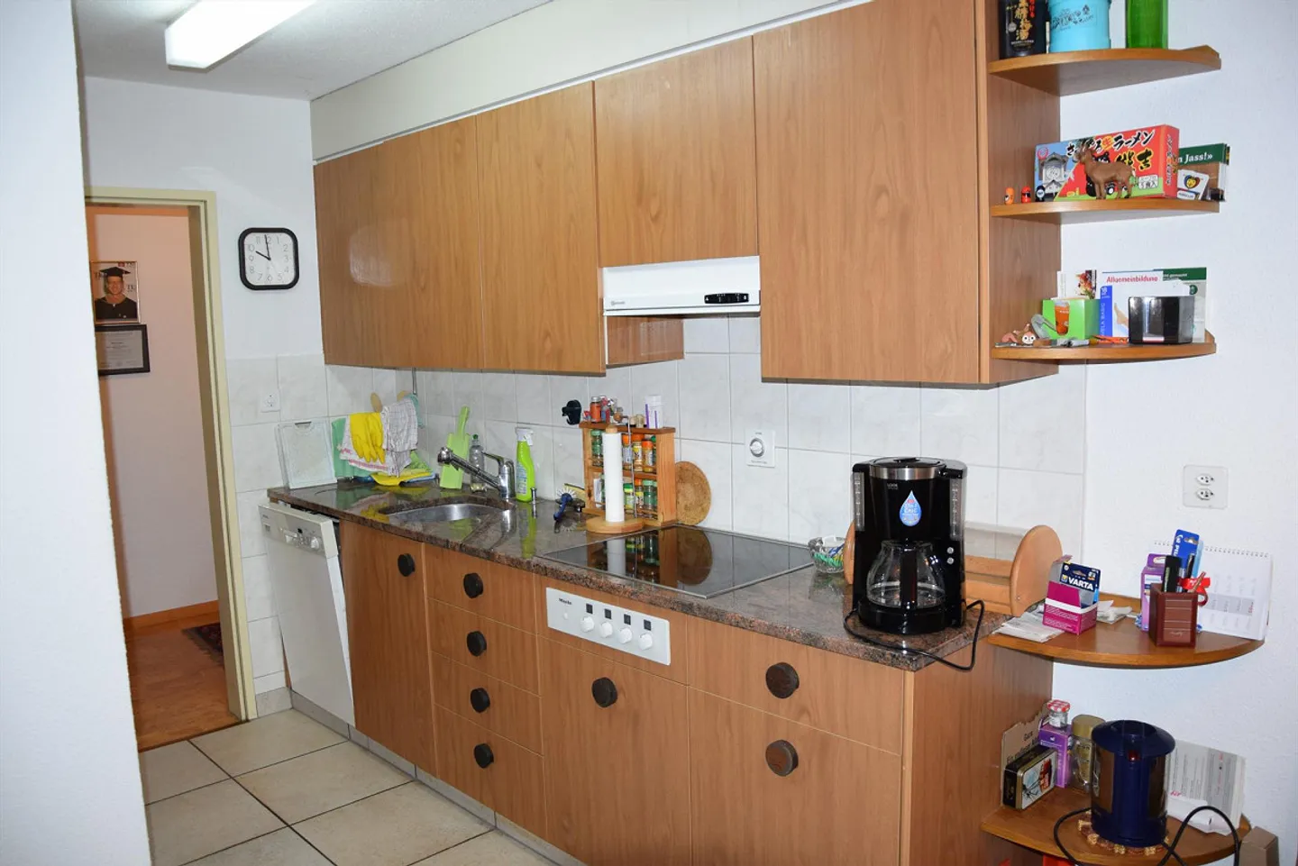 5 1/2 - Room Apartment on the Ground Floor including Underground Parking Space - Photo 12 of 12