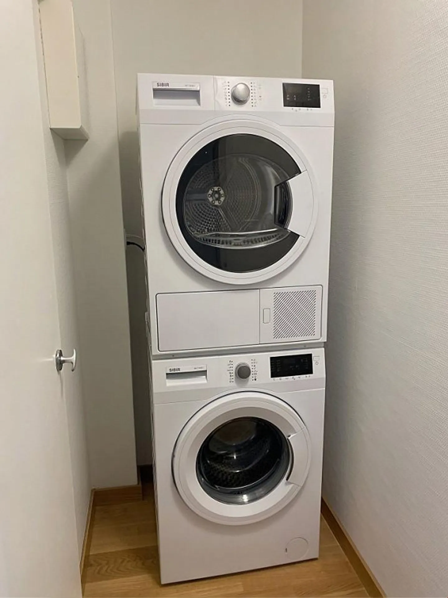 Modern 4.5 room apartment with great view - Photo 8 of 11