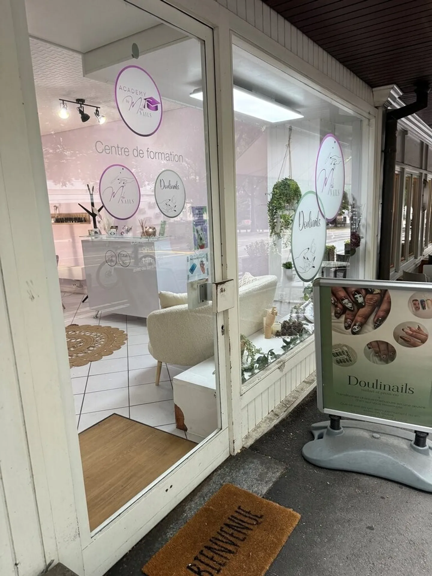 «Surface commerciale à louer au centre-ville de Sion» - Photo 2 sur 2