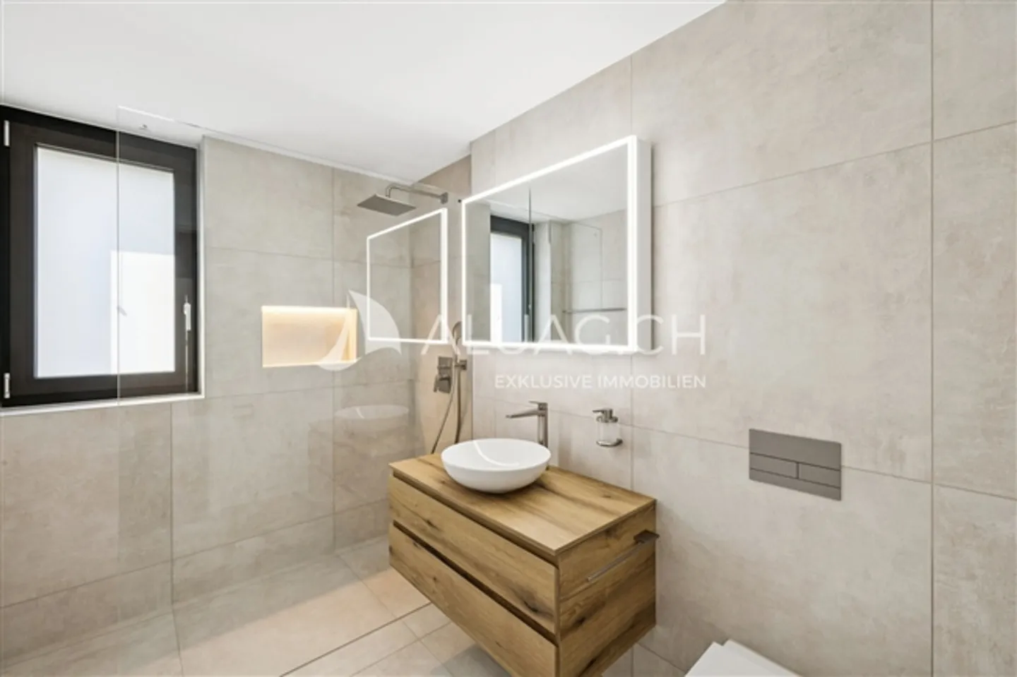 APPARTEMENT EXCLUSIF DE 5,5 PIÈCES - Photo 11 sur 14