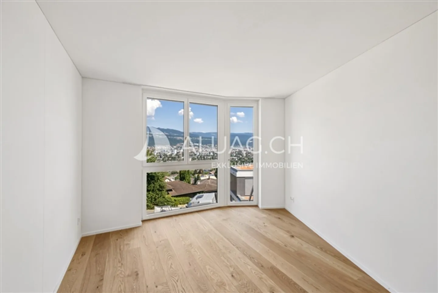 APPARTEMENT EXCLUSIF DE 5,5 PIÈCES - Photo 10 sur 14