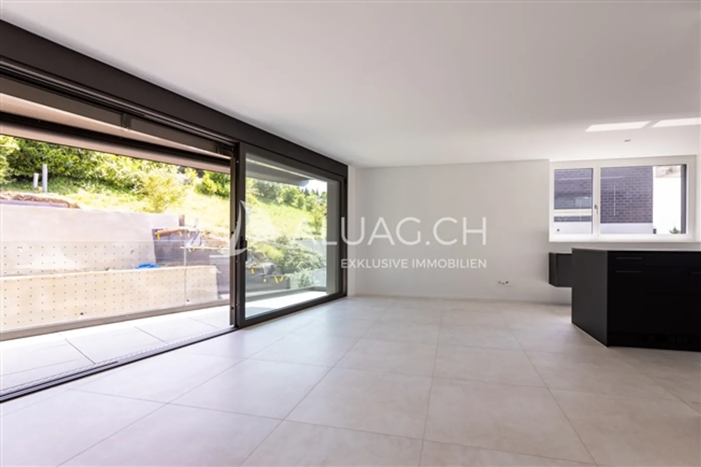 APPARTEMENT EXCLUSIF DE 5,5 PIÈCES - Photo 12 sur 14