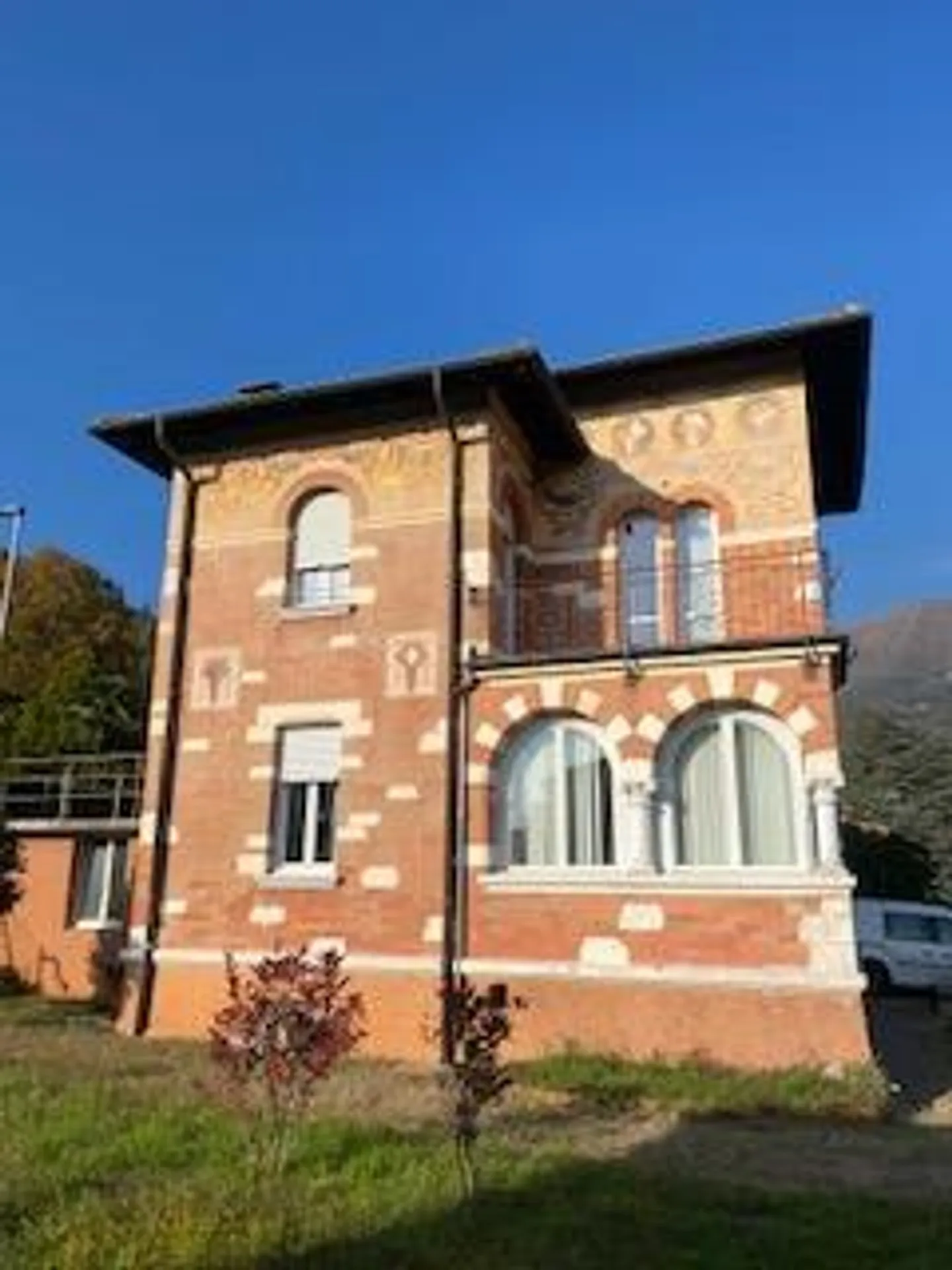 Affascinante casa storica con giardino - Foto 4 di 17