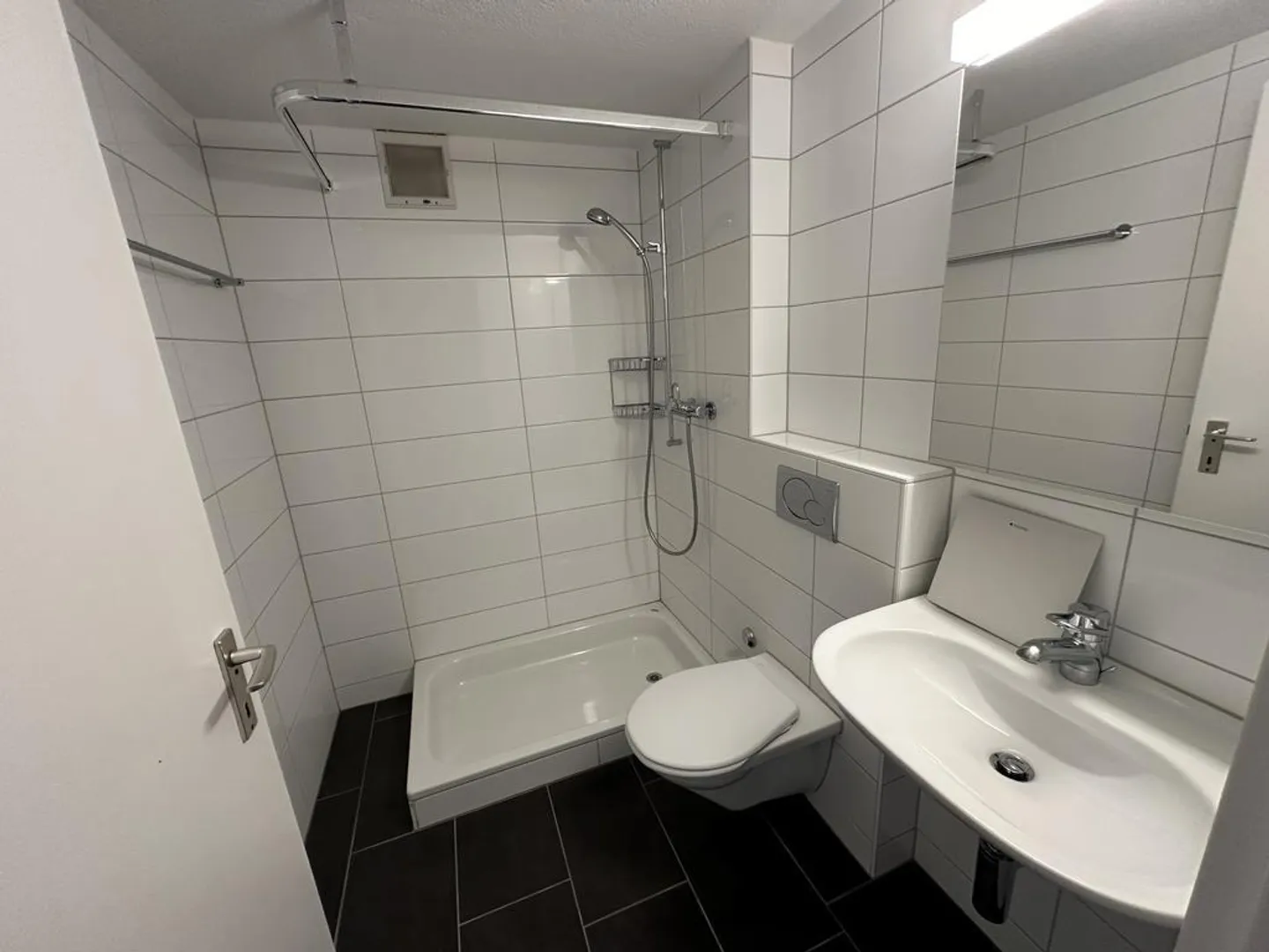 Appartamento arredato di 1.0 stanza accanto alla città vecchia - Foto 4 di 7