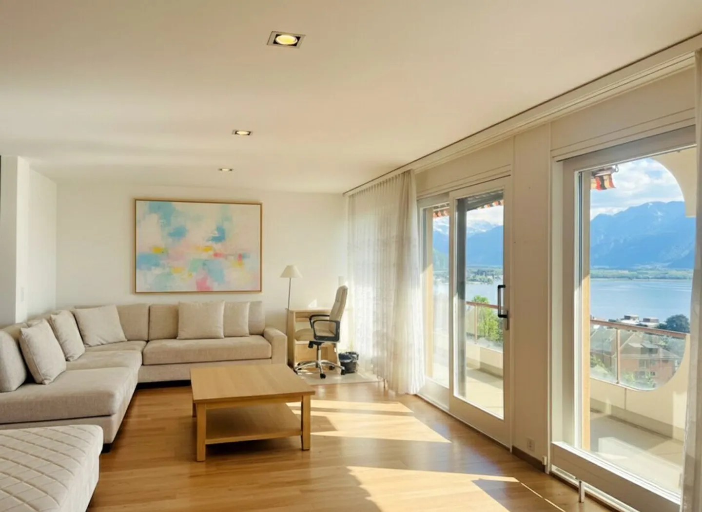 Magnifico appartamento di 4,5 locali con vista panoramica sul lago. - Foto 4 di 10