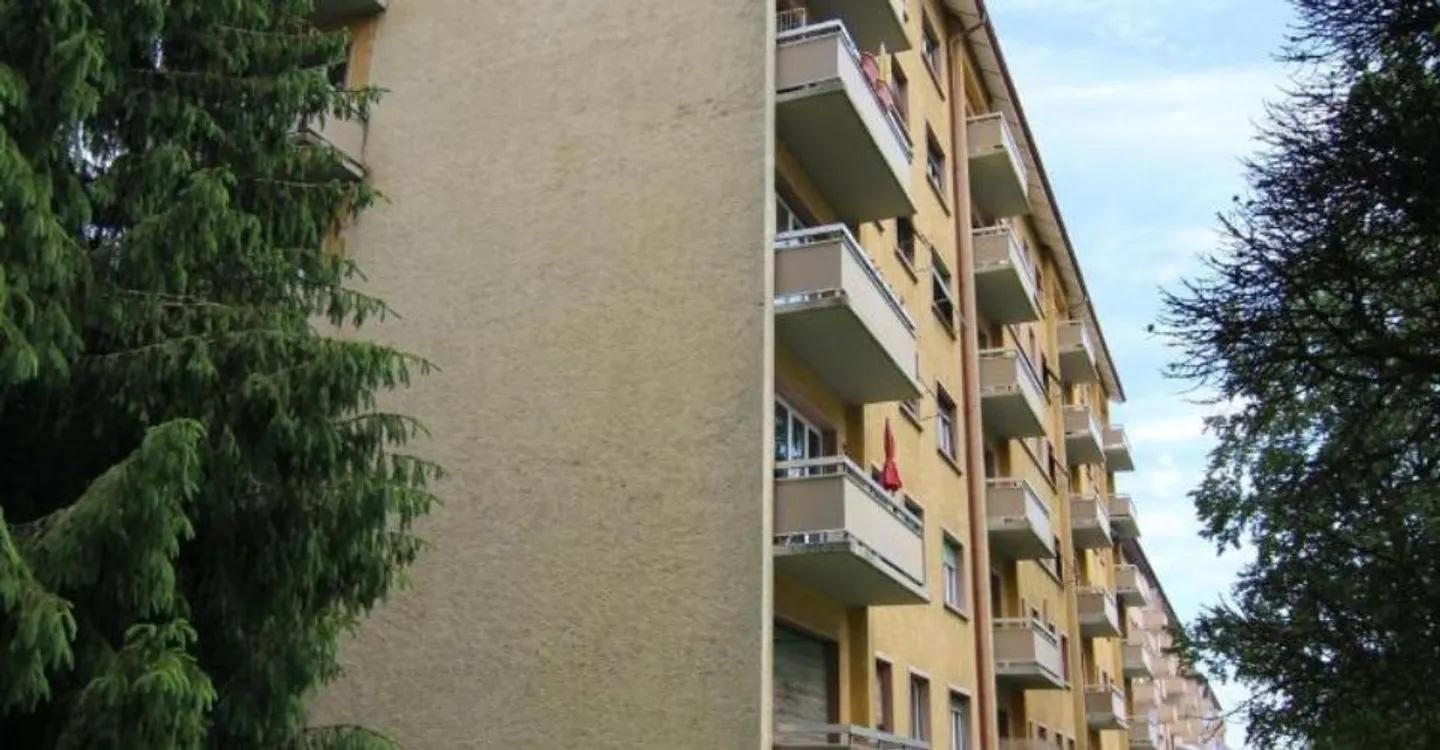 Appartement Rénové avec Balcon - Photo 1 sur 12